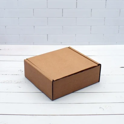 Kraft Corrugated Shipping Boxes